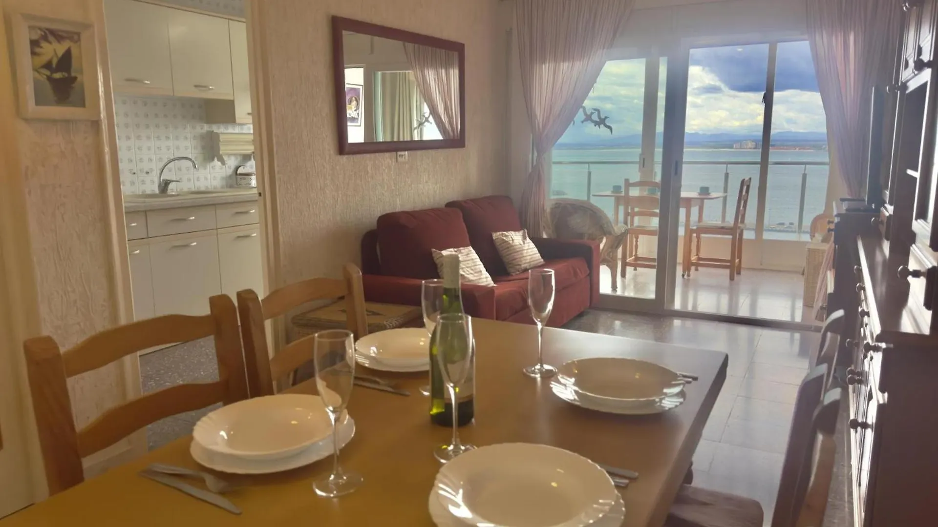 Monaco Apartment Roses