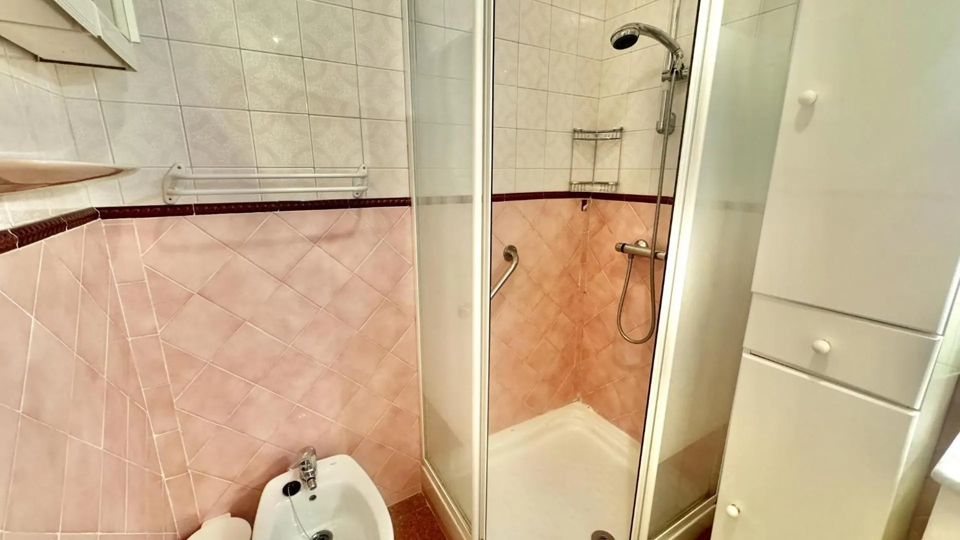 Monaco Apartment Roses Spain